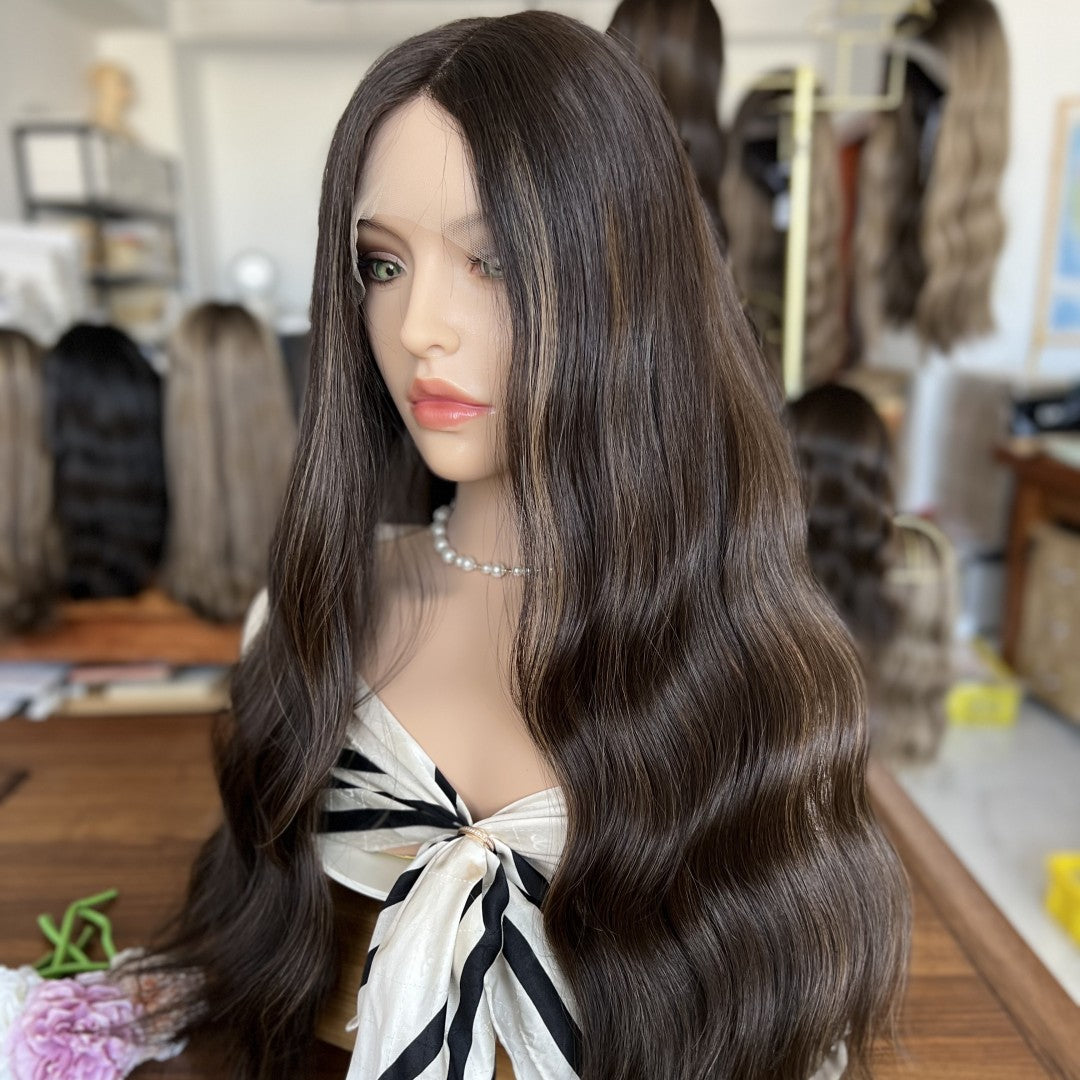 In Stock Top Lace Wigs #8/2 – Iconic Must-Have Classic Style