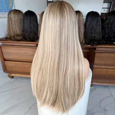 In Stock Blonde Top Lace Wig – Must-Have Style