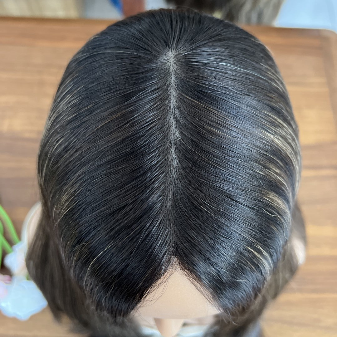 Skin Top Iconic Classic Wig – Color #1HL | Refined Wigs