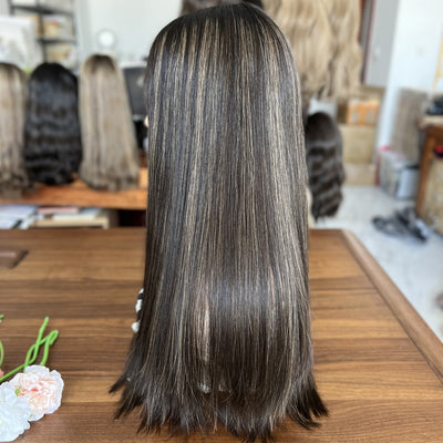 Skin Top Iconic Classic Wig – Color #1HL | Refined Wigs